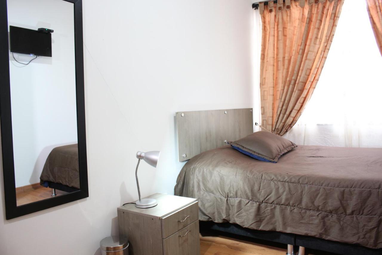 Hospedaje Sary House Богота Екстериор снимка
